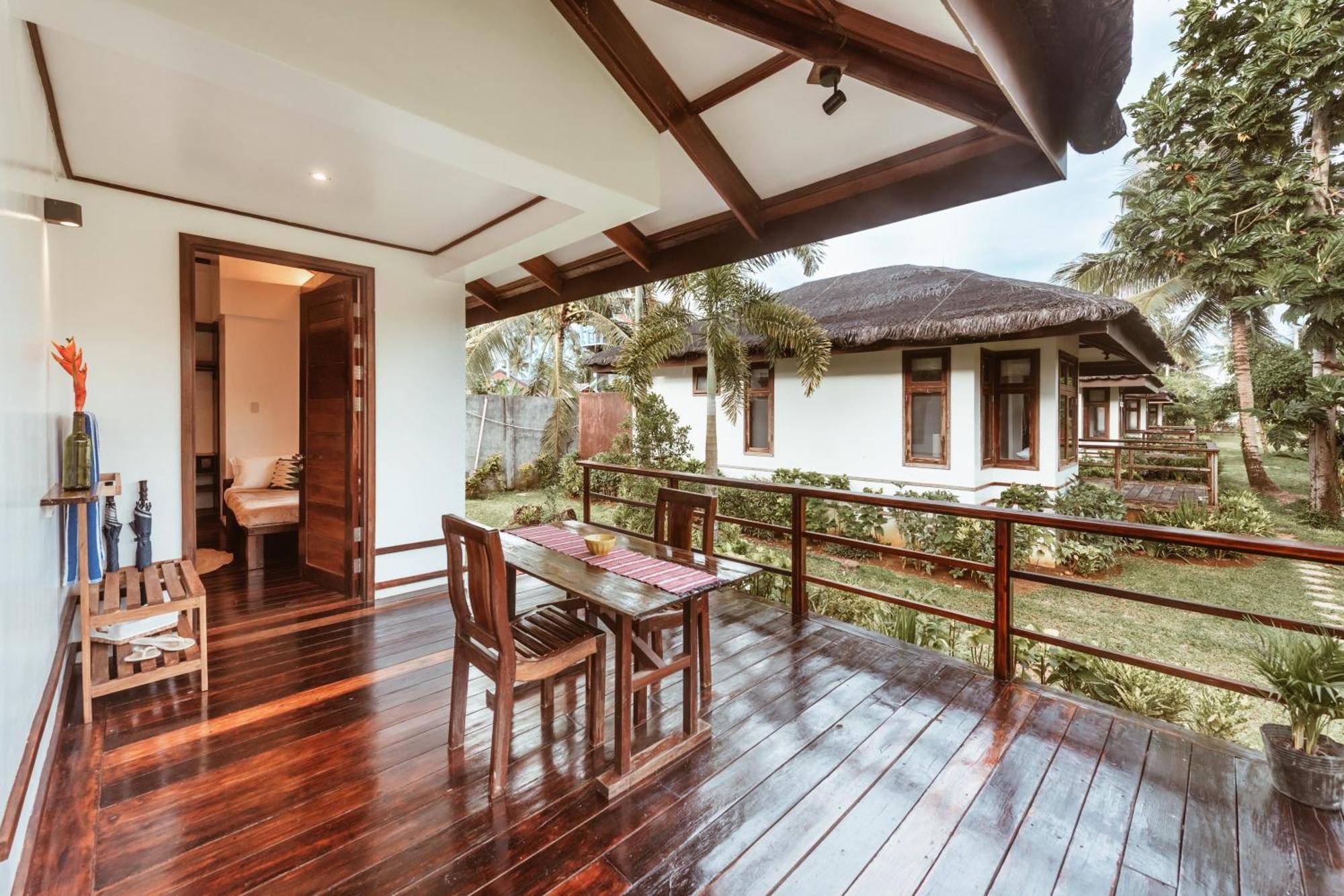 Alon Cloud9 Beach Front Catangnan Εξωτερικό φωτογραφία