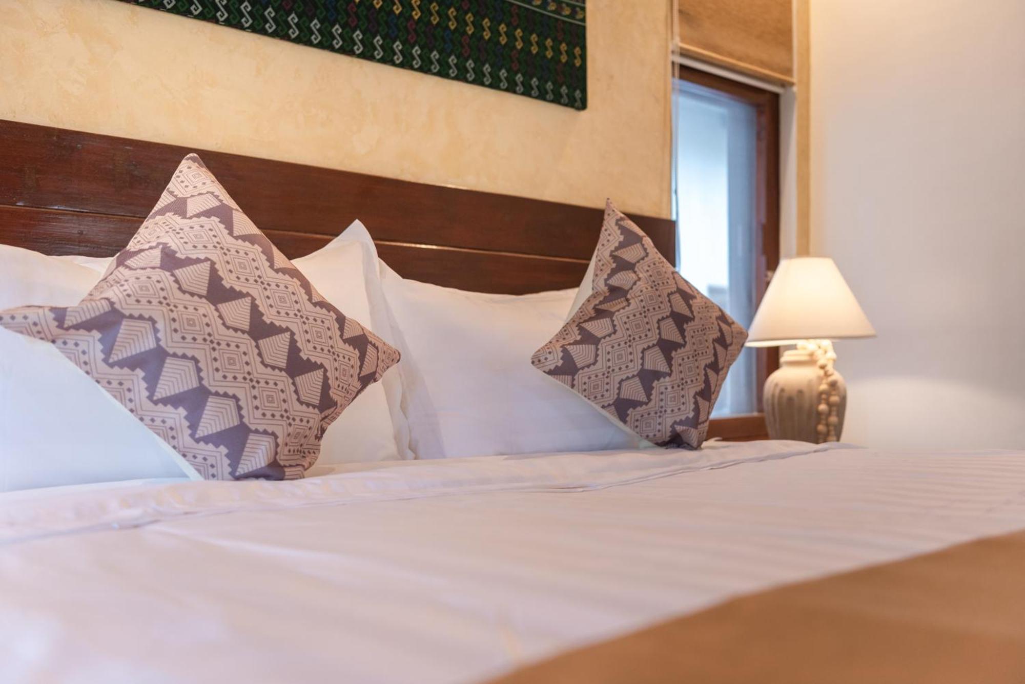 Alon Cloud9 Beach Front Catangnan Εξωτερικό φωτογραφία